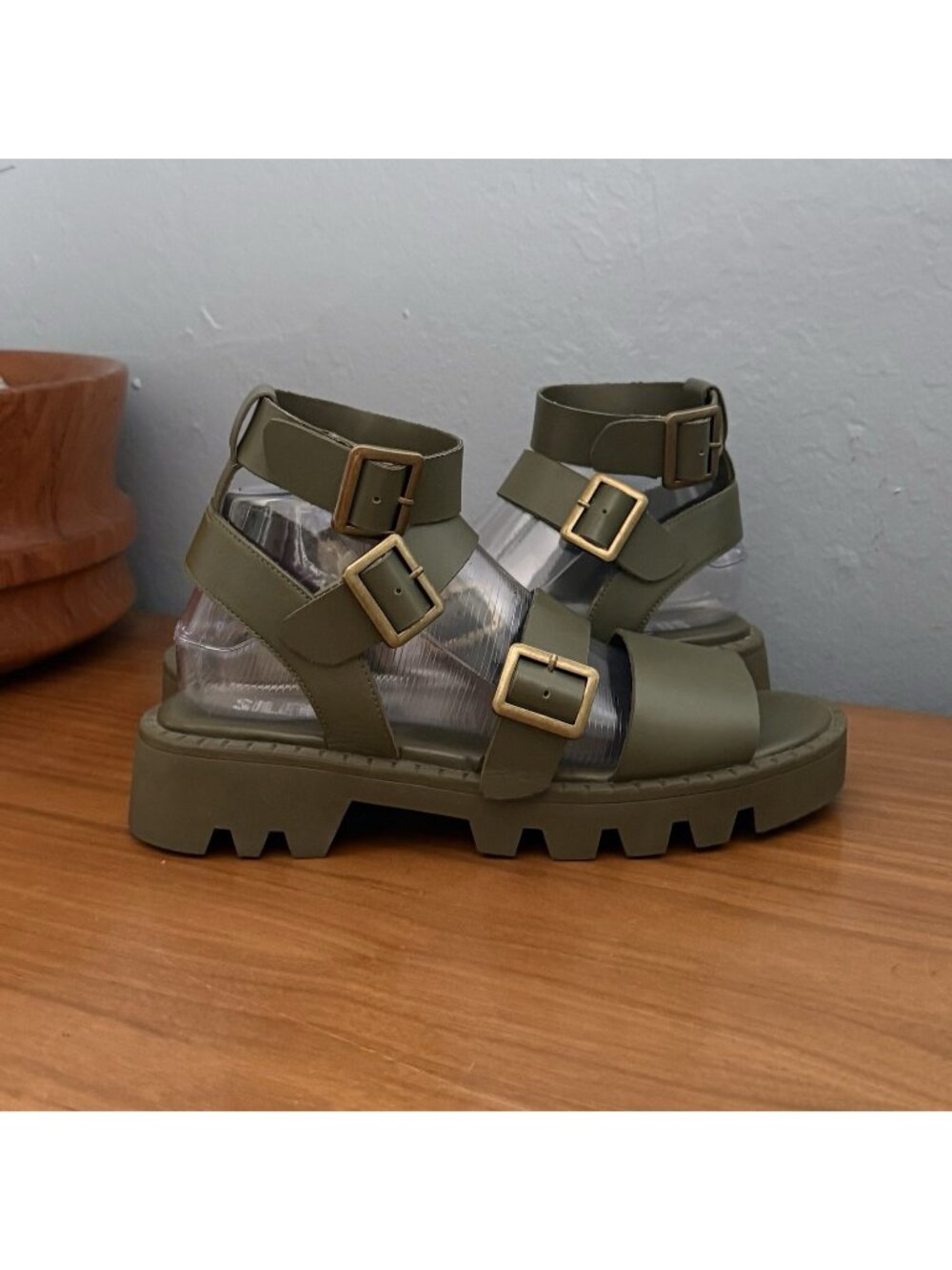 Anthropologie Silent D Gladiator Sport Sandals Olive Green Size 40 US 9